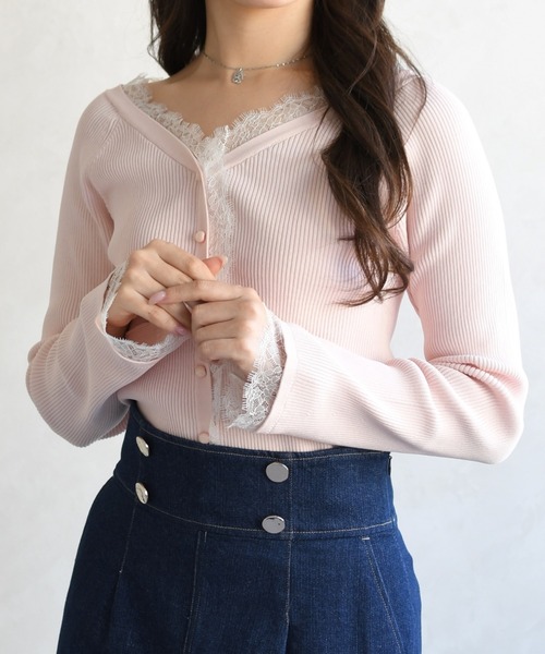 31 Sons de mode（トランテアン　ソン　ドゥ　モード）の「2026春夏新作 レーストリミング袖フレアニット（ニット/セーター・レディース・オフホワイト/イエロー/ピンク・ﾌﾘ-）」の5枚目の写真