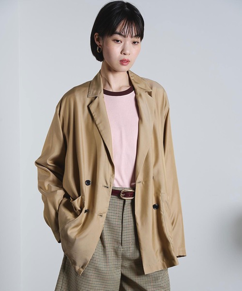 ROSE BUD(ローズバッド)の「(mici)DOUBLE BREAST TAILORED JACKET(その他アウター・レディース・ベージュ/ブラック・S/M)」の3枚目の写真