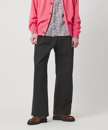 District（ディストリクト）の「＜District＞コットン ツイル オーバーダイ 2プリーツ パンツ（チノパンツ）」