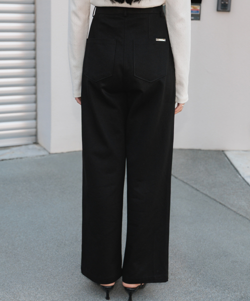 DEHEVE（デヘヴェ）の「Cotton Pintuck Wide Pants [Black]（その他パンツ・レディース・ブラック・SMALL/MEDIUM）」の2枚目の写真