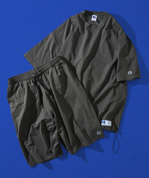 FREAK'S STORE(フリークスストア)の「限定展開 RUSSELL ATHLETIC×FREAK'S STORE ラッセル アスレチック 別注 ユーティリティ セットアップ 夏 クルーネック Tシャツ ショーツ ハーフパンツ ショートパンツ(Tシャツ/カットソー・メンズ・ブラック/ネイビー/グレイッシュベージュ/スミクロ・LARGE/MEDIUM/SMALL)」の17枚目の写真