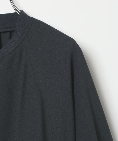 LEPSIM(レプシィム)の「UVドロストギャザーブルゾン 634166(ブルゾン・レディース・アイボリー/チャコールグレー/セージグリーン・FREE)」の6枚目の写真