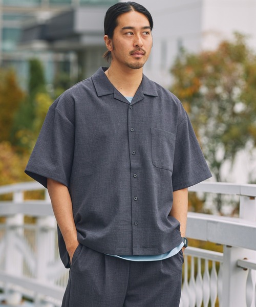 THE CRAFT CREW PRODUCTS(ザクラフトクループロダクツ)の「【UNNOTICEシリーズ】<セットアップ対応>ドライタッチ テックリネン 半袖オープンカラーシャツ / UVカット・クイックドライ【THE CRAFT CREW PRODUCTS】(シャツ/ブラウス・メンズ・ネイビー系/グレイッシュベージュ/サックスブルー/アイボリー/オリーブ系/ブラック/ダークブラウン/チャコール・S/M/L)」の16枚目の写真