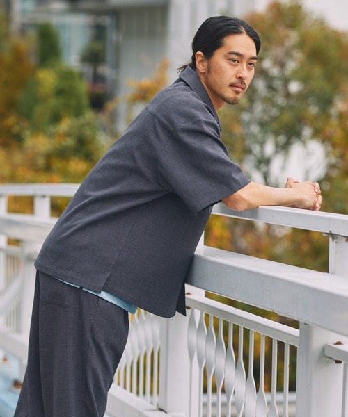THE CRAFT CREW PRODUCTS(ザクラフトクループロダクツ)の「【UNNOTICEシリーズ】<セットアップ対応>ドライタッチ テックリネン 半袖オープンカラーシャツ / UVカット・クイックドライ【THE CRAFT CREW PRODUCTS】(シャツ/ブラウス・メンズ・ネイビー系/グレイッシュベージュ/サックスブルー/アイボリー/オリーブ系/ブラック/ダークブラウン/チャコール・S/M/L)」の21枚目の写真