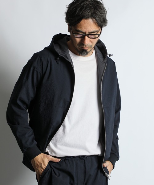 The DUFFER of ST.GEORGE（ザダファーオブセントジョージ）の「HIGH-TECH SEERSUCKER "COOLMAX" FIELD ZIP PARKA：クールマックス シアサッカー ジップアップパーカー / ライトアウター / セットアップ対応（ブルゾン・メンズ・ネイビー/チャコールグレー・X-LARGE/LARGE/MEDIUM/SMALL）」の15枚目の写真