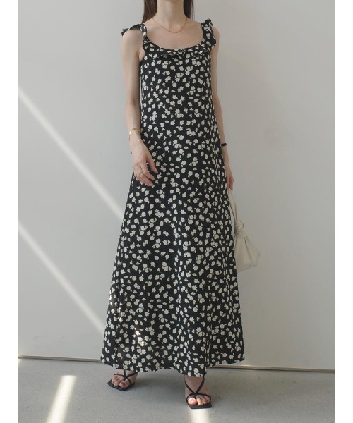 amel（エイメル）の「フリルカラーフラワープリントドレス（ワンピース・レディース・ブラック・FREE）」の5枚目の写真