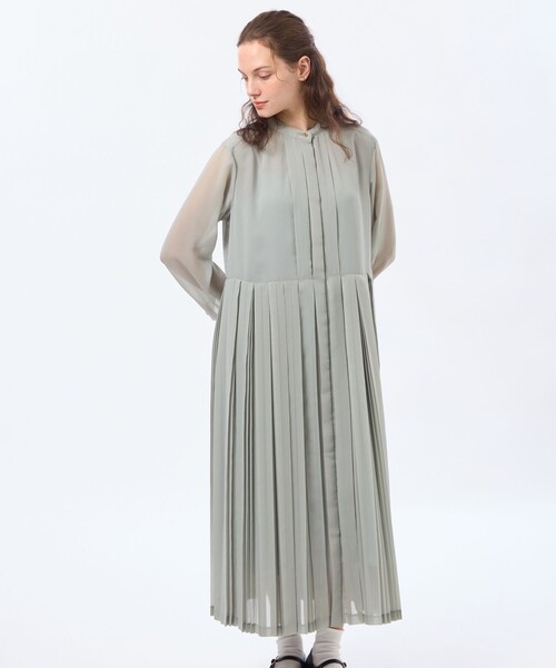 MACKINTOSH PHILOSOPHY(マッキントッシュ フィロソフィー)の「【WEB&一部店舗限定】【WILLINGHAM DRESS(ウィリングハムドレス)】トリプルプリーツ(ワンピース・レディース・ブルー系その他3/ダークネイビー・38/36)」の1枚目の写真