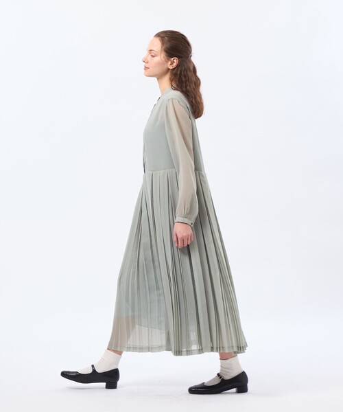 MACKINTOSH PHILOSOPHY(マッキントッシュ フィロソフィー)の「【WEB&一部店舗限定】【WILLINGHAM DRESS(ウィリングハムドレス)】トリプルプリーツ(ワンピース・レディース・ブルー系その他3/ダークネイビー・38/36)」の4枚目の写真