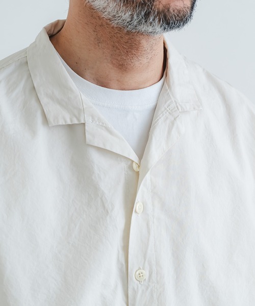 quadro（クオドロ）の「強撚ダンプオープンカラープルオーバーシャツ（シャツ/ブラウス・メンズ・ライトグレー/ダークネイビー/ライトベージュ・MEDIUM/LARGE）」の18枚目の写真