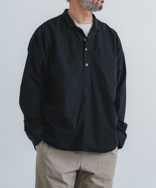 quadro（クオドロ）の「強撚ダンプオープンカラープルオーバーシャツ（シャツ/ブラウス・メンズ・ライトグレー/ダークネイビー/ライトベージュ・MEDIUM/LARGE）」の16枚目の写真