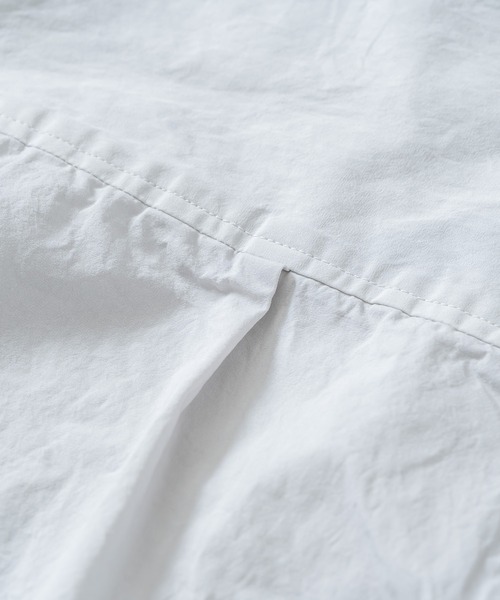 quadro（クオドロ）の「強撚ダンプオープンカラープルオーバーシャツ（シャツ/ブラウス・メンズ・ライトグレー/ダークネイビー/ライトベージュ・MEDIUM/LARGE）」の11枚目の写真