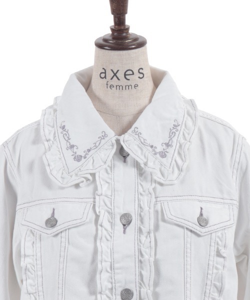 axes femme(アクシーズファム)の「ローズ刺繍フリルデニムジャケット(その他アウター・レディース・ホワイト/ケミカルウォッシュ・FREE)」の22枚目の写真