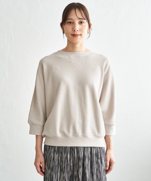 ikka（イッカ）の「【雑誌InRed5月号掲載】タックフライスドルマンプルオーバー 【親子コーデ】（Tシャツ/カットソー・レディース・ピンク/グレイッシュベージュ/その他1/ネイビー・L/M）」の17枚目の写真
