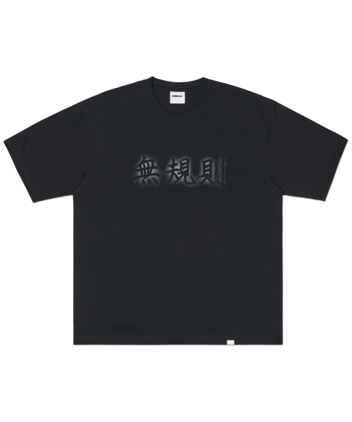 NOMANUAL(NOMANUAL)の「RULELESS T-SHIRT - BLACK(Tシャツ/カットソー・レディース・その他・LARGE/MEDIUM/SMALL/X-LARGE)」の1枚目の写真