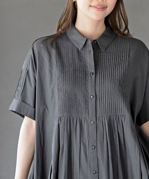 rps（アールピーエス）の「キャンブリックピンタックシャツワンピース（シャツワンピース・レディース・チャコールグレー/ブラック/カーキ/ネイビー・フリー）」の9枚目の写真