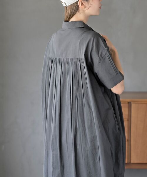 rps（アールピーエス）の「キャンブリックピンタックシャツワンピース（シャツワンピース・レディース・チャコールグレー/ブラック/カーキ/ネイビー・フリー）」の11枚目の写真