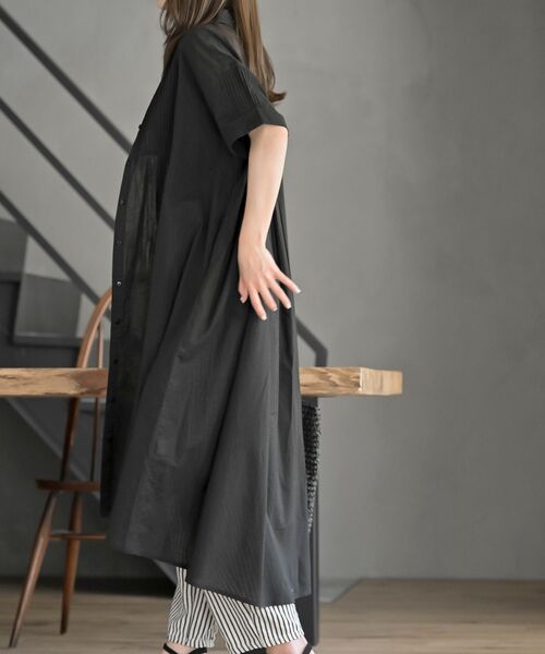 rps（アールピーエス）の「キャンブリックピンタックシャツワンピース（シャツワンピース・レディース・チャコールグレー/ブラック/カーキ/ネイビー・フリー）」の16枚目の写真
