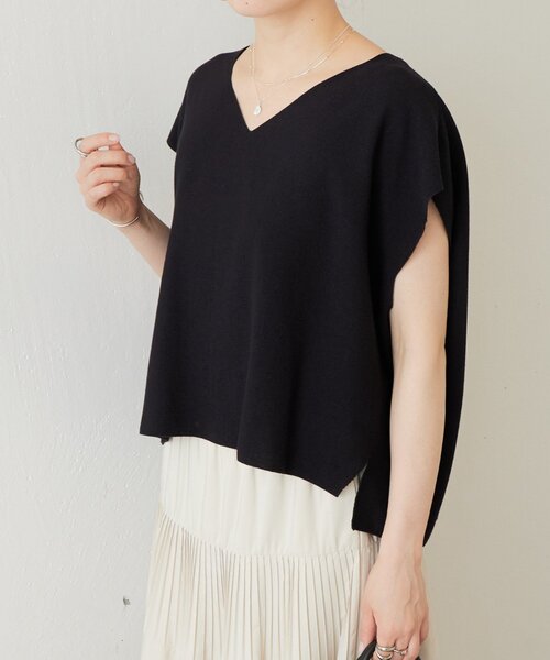 BEARDSLEY（ビアズリー）の「インレイノースリーブプルオーバー（ニット/セーター・レディース・ブラック/ホワイト・FREE）」の7枚目の写真