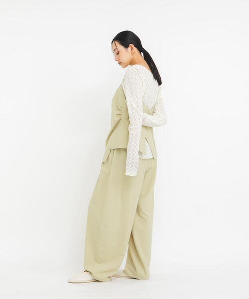 KBF（ケイビーエフ）の「シュリンクレーストップス（Tシャツ/カットソー・レディース・ベージュ/アイボリー/ブラック・ONE）」の9枚目の写真