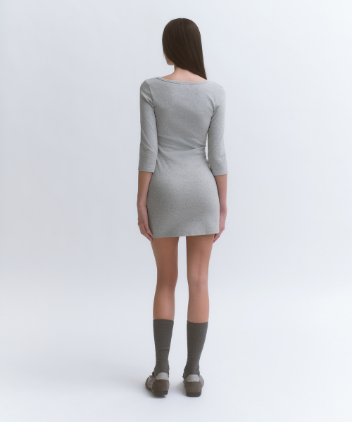 MUSINSA STANDARD WOMAN（ムシンサスタンダードウーマン）の「ウィメンズジャージミニドレス [ミディアムグレー]（ワンピース・レディース・その他・X-SMALL/SMALL/MEDIUM/LARGE）」の5枚目の写真