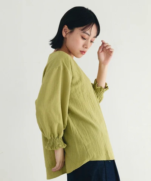 merrylatte(メリーラテ)の「シャーリングスリーブブラウス【IROHANI】(シャツ/ブラウス・レディース・グリーン/ブラック/ホワイト・FREE)」の17枚目の写真
