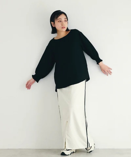 merrylatte(メリーラテ)の「シャーリングスリーブブラウス【IROHANI】(シャツ/ブラウス・レディース・グリーン/ブラック/ホワイト・FREE)」の8枚目の写真