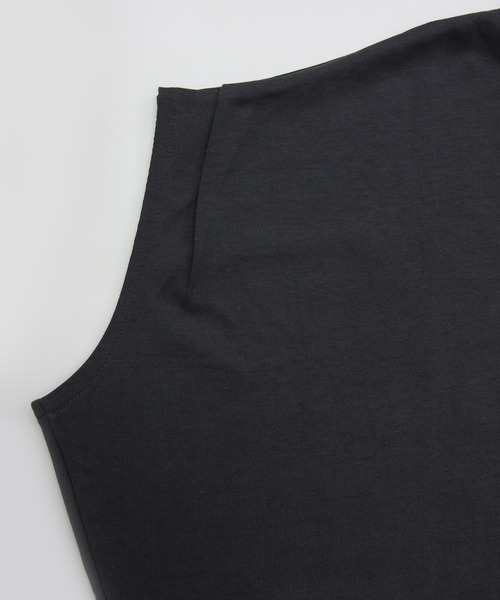 and it_(アンドイット)の「キーネックフレンチスリーブTシャツ(Tシャツ/カットソー・レディース・ブラック/チャコール/アイボリー・M)」の21枚目の写真