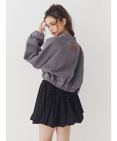 EVRIS(エヴリス)の「ヴィンテージライクデニムショートブルゾン 春服(デニムジャケット・レディース・ブルー/ブラック・FREE)」の4枚目の写真