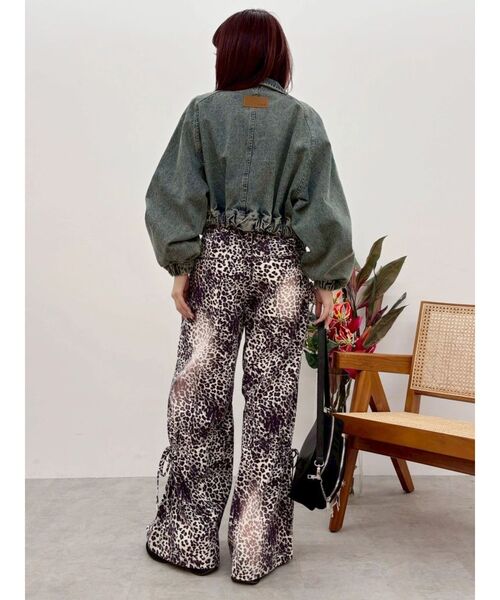 EVRIS(エヴリス)の「ヴィンテージライクデニムショートブルゾン 春服(デニムジャケット・レディース・ブルー/ブラック・FREE)」の16枚目の写真