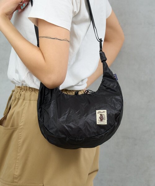BIRTHDAY BAR（バースデイバー）の「【COBMASTER】COB SIL BANANA SHOULDER（ショルダーバッグ・レディース・ブラック/バイオレット/ミント・0）」の12枚目の写真