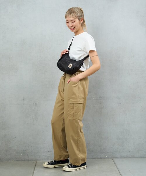 BIRTHDAY BAR（バースデイバー）の「【COBMASTER】COB SIL BANANA SHOULDER（ショルダーバッグ・レディース・ブラック/バイオレット/ミント・0）」の15枚目の写真