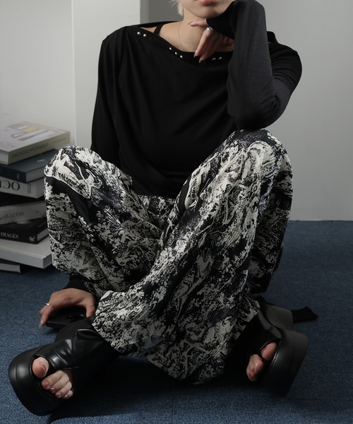 Ulysses(ユリシス)の「総柄デザインイージーワイドパンツ(その他パンツ・レディース・ブラック・F)」の20枚目の写真