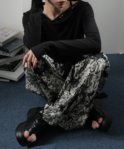Ulysses(ユリシス)の「総柄デザインイージーワイドパンツ(その他パンツ・レディース・ブラック・F)」の21枚目の写真