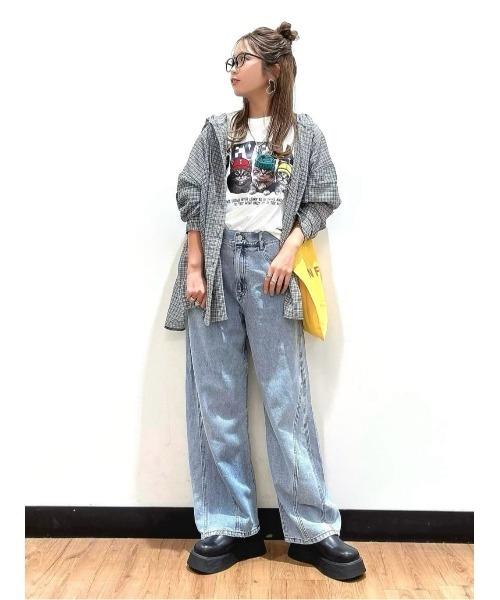 Right-on（ライトオン）の「HONEYSUCKLE ROSE(ハニーサックルローズ)ネコプリントショートTシャツ（Tシャツ/カットソー・レディース・ホワイト/ダークグレー/ライトピンク・L/M）」の4枚目の写真