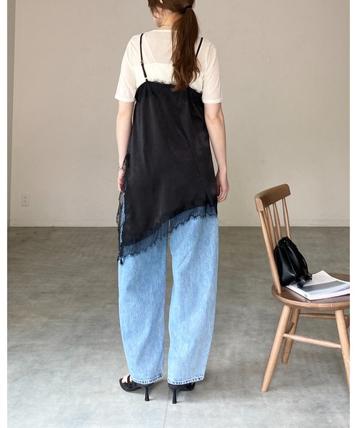 She's Closet（シーズクローゼット）の「アシンメトリー ロング丈 サイドスリット イレヘム サテンレースキャミソール（キャミソール・レディース・ブラック/ブラウン/オフホワイト・FREE）」の18枚目の写真