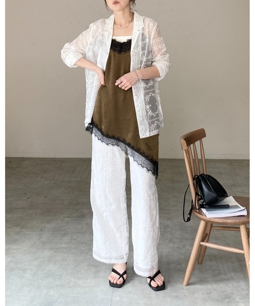 She's Closet（シーズクローゼット）の「アシンメトリー ロング丈 サイドスリット イレヘム サテンレースキャミソール（キャミソール・レディース・ブラック/ブラウン/オフホワイト・FREE）」の19枚目の写真