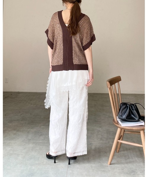 She's Closet（シーズクローゼット）の「アシンメトリー ロング丈 サイドスリット イレヘム サテンレースキャミソール（キャミソール・レディース・ブラック/ブラウン/オフホワイト・FREE）」の22枚目の写真