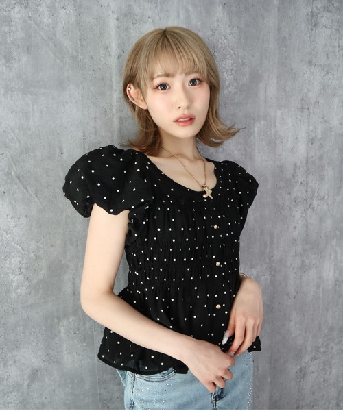 CECIL McBEE（セシルマクビー）の「ドット柄フリルギャザートップス（シャツ/ブラウス・レディース・ブルー/ブラック/アイボリー・FREE）」の4枚目の写真