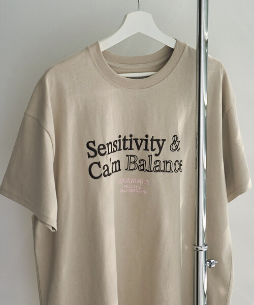 FREAK'S STORE(フリークスストア)の「限定展開 配色 刺繍 ロゴ 半袖 Tシャツ(Tシャツ/カットソー・レディース・ライトグレー/ナチュラル/ブラック/ベージュ・フリ-)」の13枚目の写真
