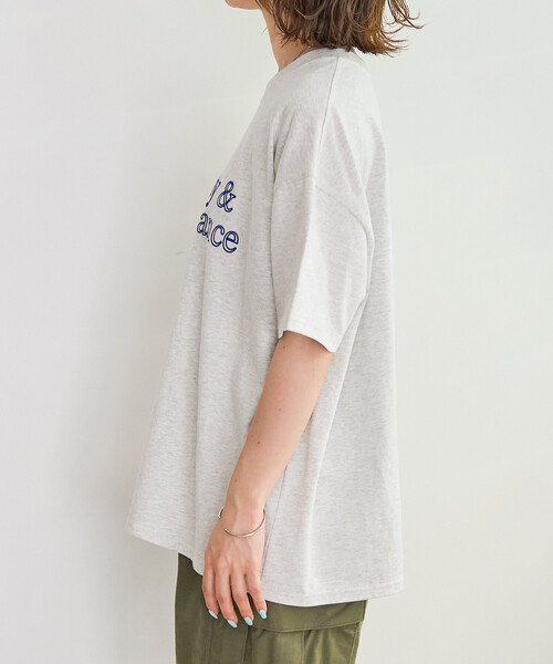 FREAK'S STORE(フリークスストア)の「限定展開 配色 刺繍 ロゴ 半袖 Tシャツ(Tシャツ/カットソー・レディース・ライトグレー/ナチュラル/ブラック/ベージュ・フリ-)」の18枚目の写真