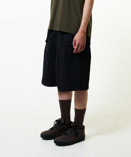 THECOLDESTMOMENT(ザコールデストモーメント)の「TCM pocket panel half pants (black)(その他パンツ・レディース・その他・MEDIUM/LARGE)」の1枚目の写真
