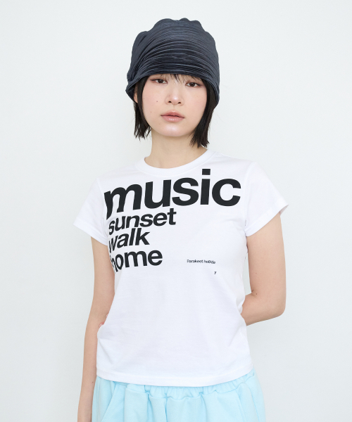 PARAKEET(パラキート)の「ホリデーティー (ホワイト)(Tシャツ/カットソー・レディース・ホワイト・OS)」の4枚目の写真