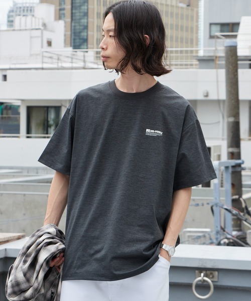Russell Athletic(ラッセルアスレティック)の「RUSSELL ATHLETIC / ラッセルアスレティック dri-power Jersey Diagonal T ドライパワー ジャージー ダイアゴナル Tシャツ 半袖 吸汗速乾 メンズ 秋 秋服 2026年秋冬(Tシャツ/カットソー・メンズ・チャコール/ネイビー/ホワイト/ブラック・M/L/XL)」の4枚目の写真