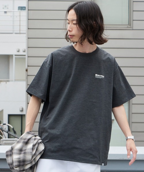 Russell Athletic(ラッセルアスレティック)の「RUSSELL ATHLETIC / ラッセルアスレティック dri-power Jersey Diagonal T ドライパワー ジャージー ダイアゴナル Tシャツ 半袖 吸汗速乾 メンズ 秋 秋服 2026年秋冬(Tシャツ/カットソー・メンズ・チャコール/ネイビー/ホワイト/ブラック・M/L/XL)」の16枚目の写真