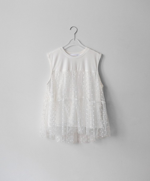 on:nue（オンニュ）の「【on:nue】[着用動画あり！] チュールドッキングノースリーブトップス /2026 SS COLLECTION（Tシャツ/カットソー・レディース・ホワイト/ブラック・FREE）」の21枚目の写真