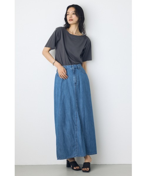 AZUL by moussy（アズールバイマウジー）の「【セットアップ対応】【身長/骨格別着用画像あり】ライトオンスデニムスカート（デニムスカート・レディース・ワンウォッシュ/ブルー・MEDIUM/SMALL）」の13枚目の写真