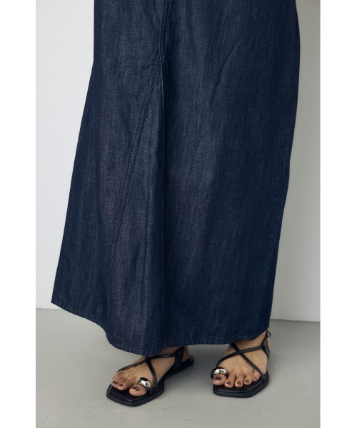 AZUL by moussy（アズールバイマウジー）の「【セットアップ対応】【身長/骨格別着用画像あり】ライトオンスデニムスカート（デニムスカート・レディース・ワンウォッシュ/ブルー・MEDIUM/SMALL）」の20枚目の写真