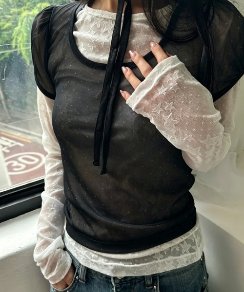 GEMEDA(ジェメダ)の「【韓国ガーリー】ドットシアーレースレイヤードトップス / メロウ半袖プルオーバー(Tシャツ/カットソー・レディース・ブルー/ライトベージュ/ブラック・M)」の4枚目の写真
