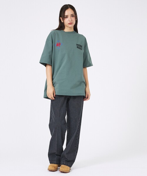 ABAHOUSE(アバハウス)の「【YOIDORE/ヨイドレ 】刺繍MIX グラフィックプリント クルーネックTシャツTシャツ/ 酒愛好家/ユニセックス(Tシャツ/カットソー・メンズ・ネイビー/グリーン/ブラック系その他/ホワイト系その他2/ブラック系その他2/ブラック系その他3/ホワイト系その他3/ホワイト系その他・M/L)」の22枚目の写真
