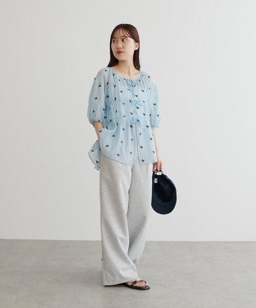 DISCOAT(ディスコート)の「花柄刺繍ブラウス(シャツ/ブラウス・レディース・アイボリー/サックスブルー/ブラック/ブラウン・FREE)」の12枚目の写真